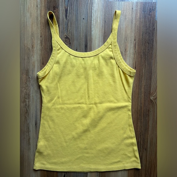 Stretchy Ribbed Tank - Picture 2 of 4